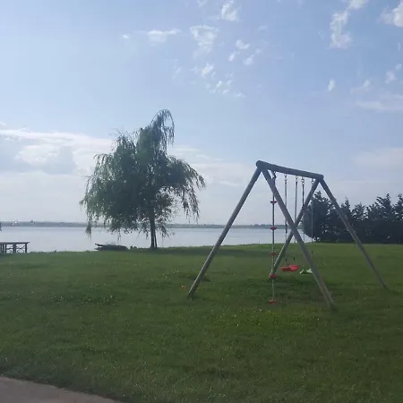 Lake Boutique * מאמאיה